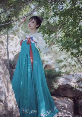 国产末成年女av片一区二区_1080P全集免费播放